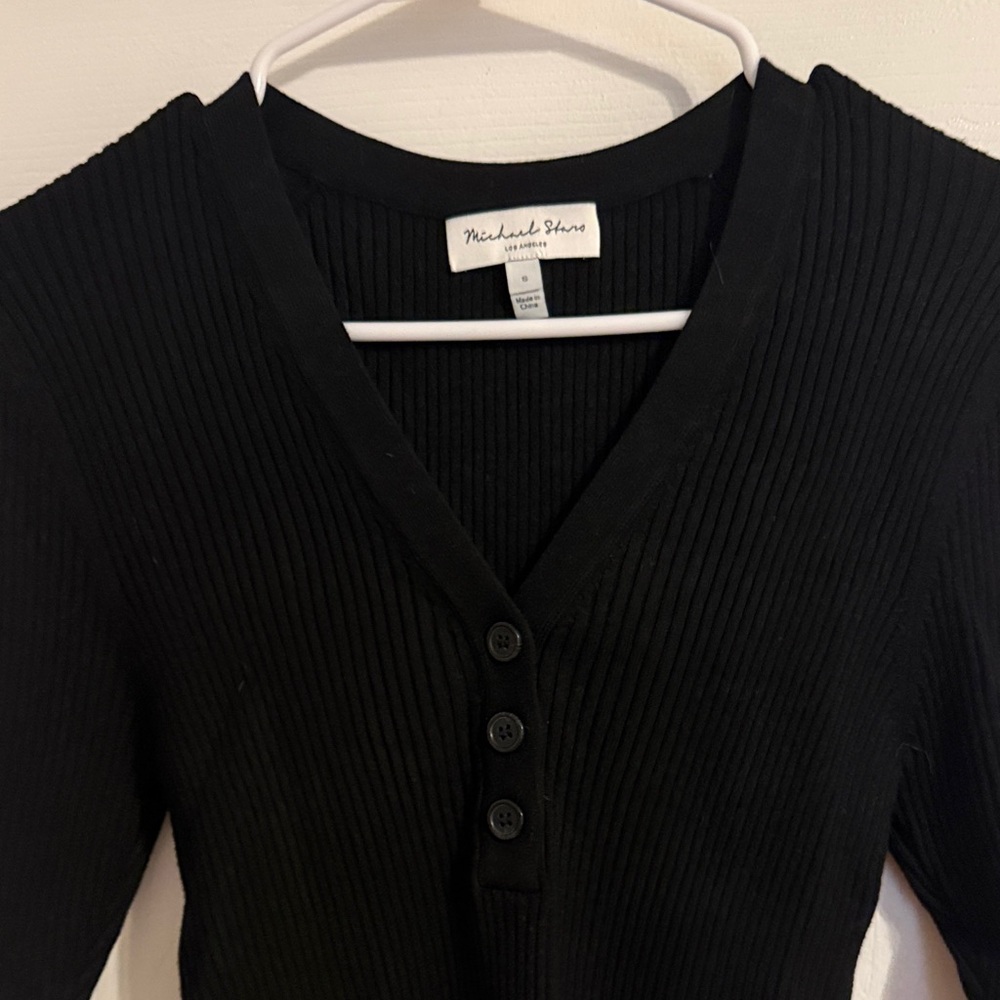 Michael Stars Black V-Neck Top - Picture 3 of 3